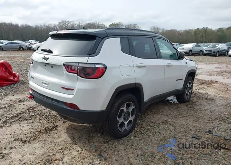2022 Jeep Compass Trailhawk 4X4 from USA, damaged, VIN 3C4NJDDB5NT133241